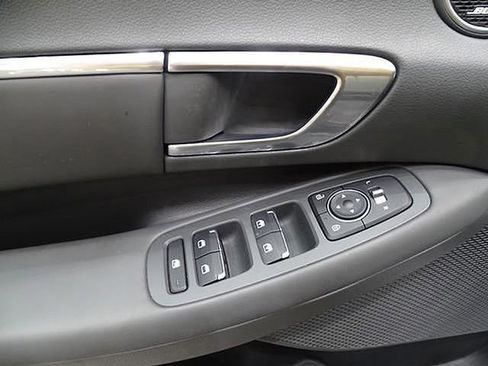 Used 2022 Hyundai Sonata SEL Plus image 17