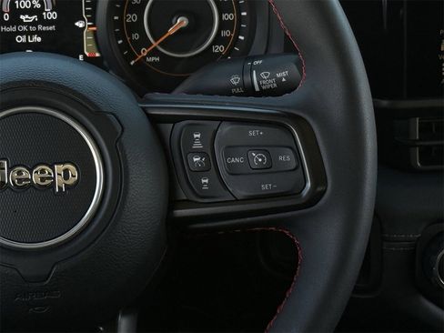 Used 2024 Jeep Gladiator Rubicon image 14