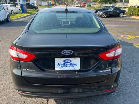 Used 2014 Ford Fusion SE FWD image 14