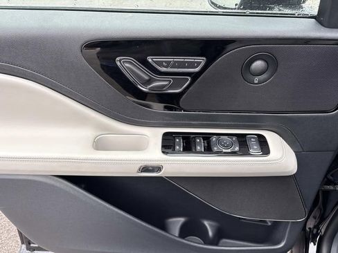 New 2026 Lincoln Aviator Reserve image 21