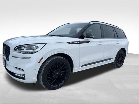 Used 2023 Lincoln Aviator Reserve w/ Equipment Group 201A image 15