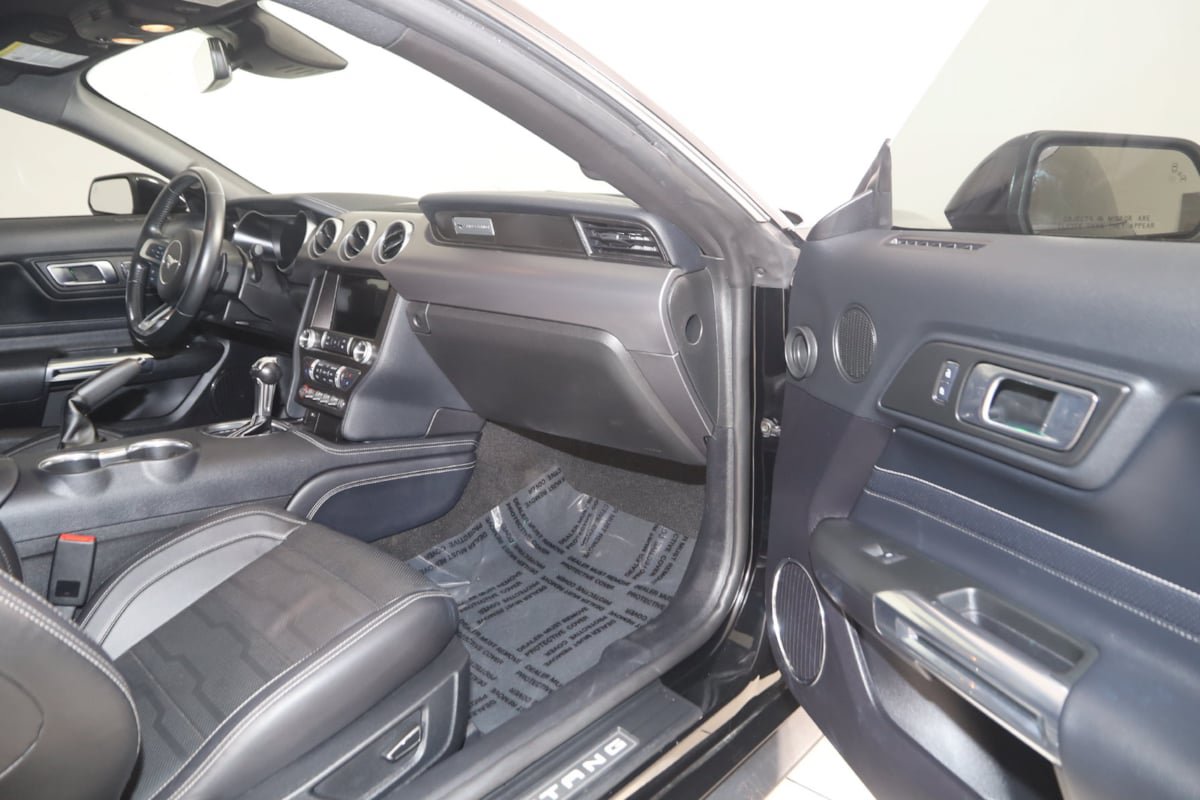 Used 2019 Ford Mustang GT Premium w/ Equipment Group 401A RWD image 45