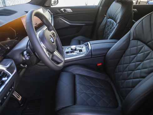 New 2026 BMW X7 xDrive40i w/ M Sport Package image 14