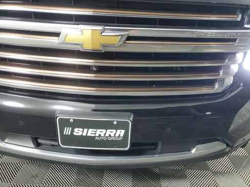 Certified 2023 Chevrolet Suburban High Country w/ Max Trailering Package RWD image 10