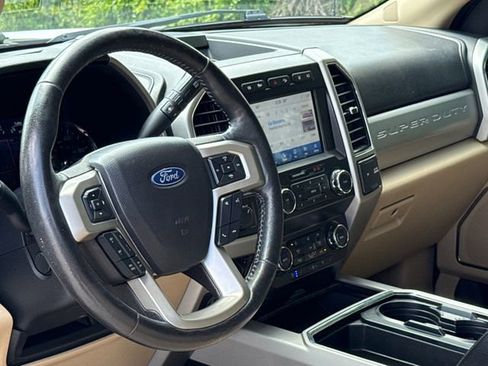 Used 2020 Ford F350 Lariat w/ Lariat Ultimate Package AWD/4WD image 18