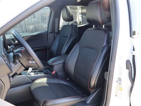 Used 2025 Ford Escape ST-Line w/ Equipment Group 301A FWD image 20