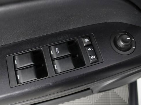 Used 2014 Jeep Compass Sport w/ Power Value Group image 12