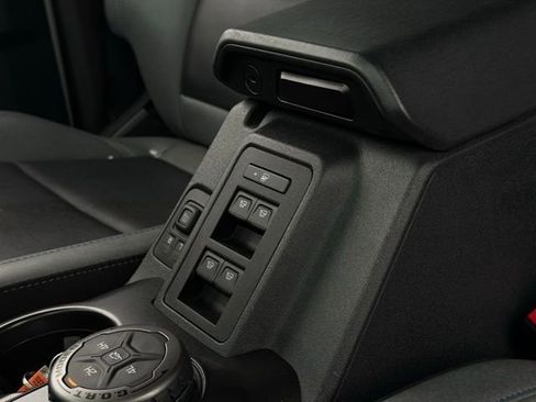 Used 2023 Ford Bronco Black Diamond image 27