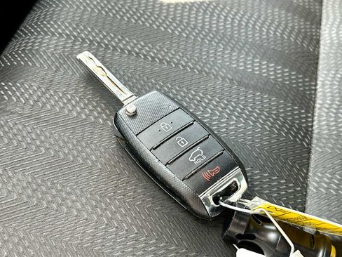 Used 2017 Kia Sportage LX AWD/4WD image 29