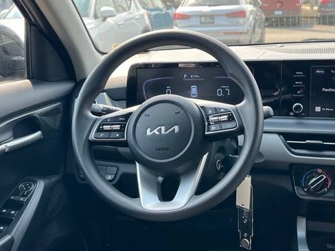 Used 2026 Kia Seltos LX AWD/4WD image 16