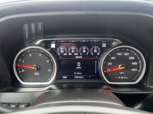 Used 2022 Chevrolet Silverado 3500 LTZ w/ LTZ Plus Package image 21