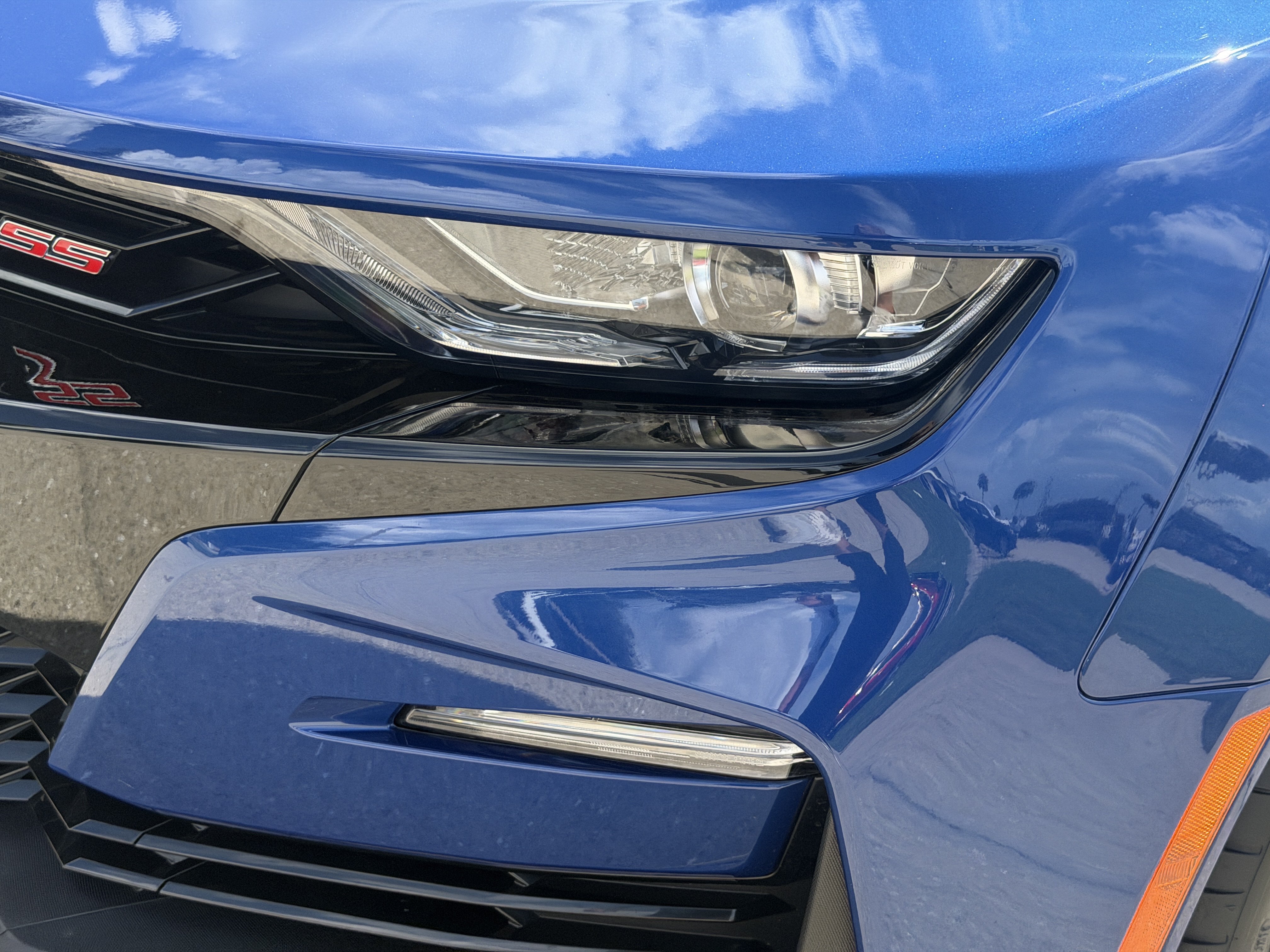 Used 2019 Chevrolet Camaro SS RWD image 8