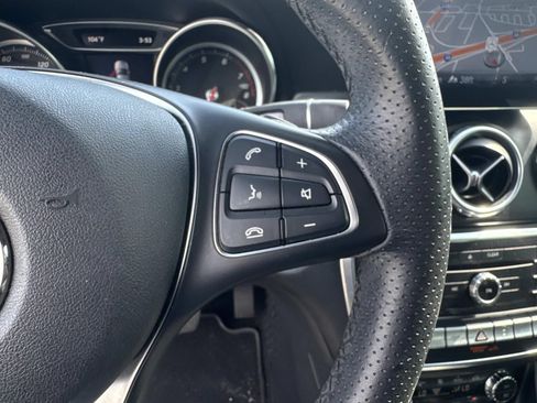 Used 2019 Mercedes-Benz GLA 250 image 21