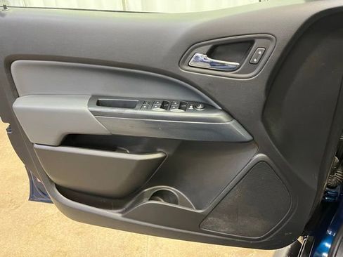 Used 2020 Chevrolet Colorado Z71 image 13