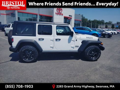 Used 2022 Jeep Wrangler Unlimited Sport AWD/4WD image 8