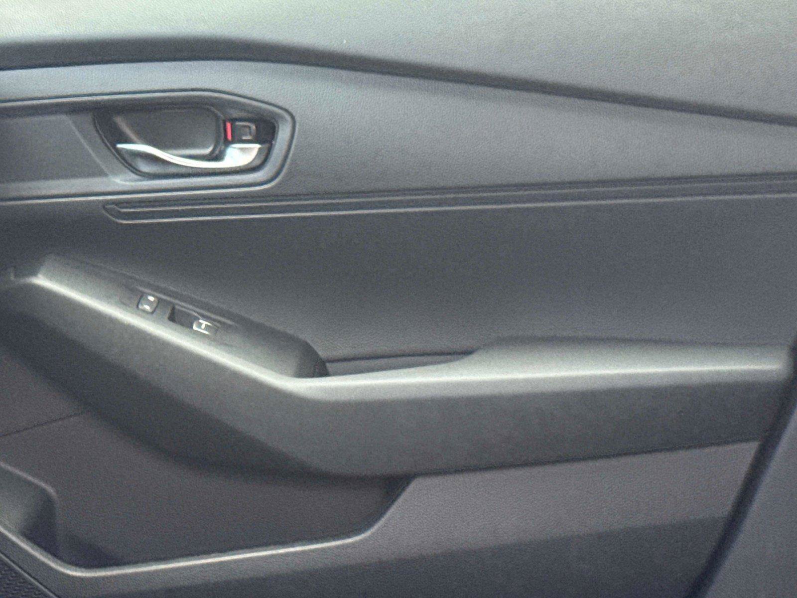 Certified 2025 Honda Accord LX image 20