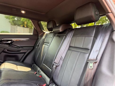 Used 2023 Land Rover Range Rover Evoque SE AWD/4WD image 20