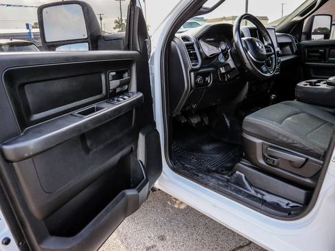 Used 2023 RAM 2500 Tradesman w/ Safety Group AWD/4WD image 51