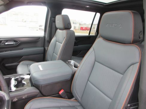 New 2026 GMC Yukon XL AT4 w/ AT4 Premium Package image 12