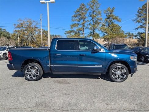 Used 2022 RAM 1500 Limited w/ Body Color Bumper Group image 4