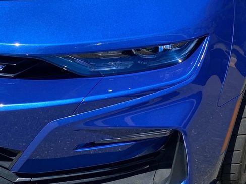Used 2021 Chevrolet Camaro SS RWD image 5
