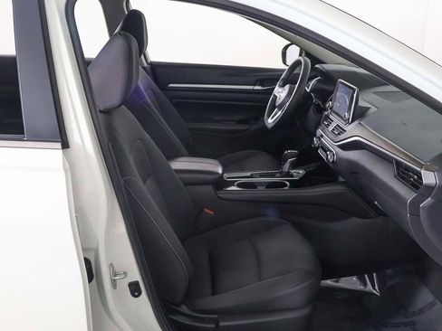 Used 2023 Nissan Altima 2.5 SV FWD image 22