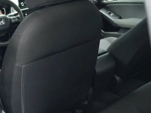 Used 2022 Honda Civic LX image 9