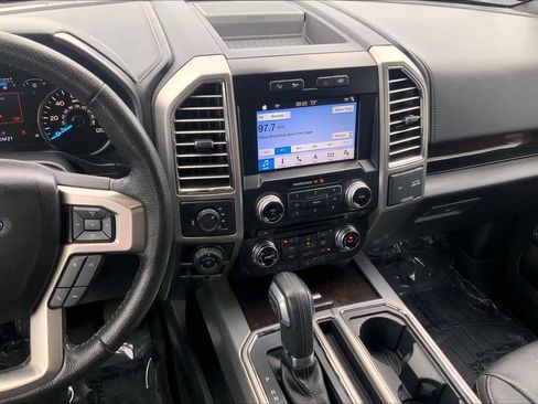 Used 2016 Ford F150 Platinum w/ Equipment Group 701A Luxury AWD/4WD image 7