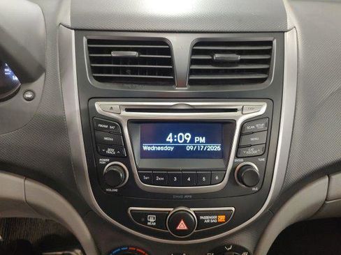 Used 2017 Hyundai Accent SE image 6