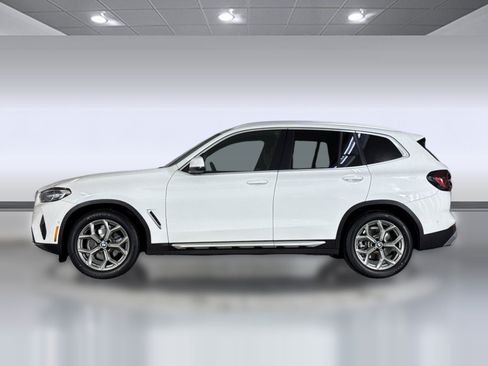 Used 2024 BMW X3 sDrive30i w/ Convenience Package RWD image 2