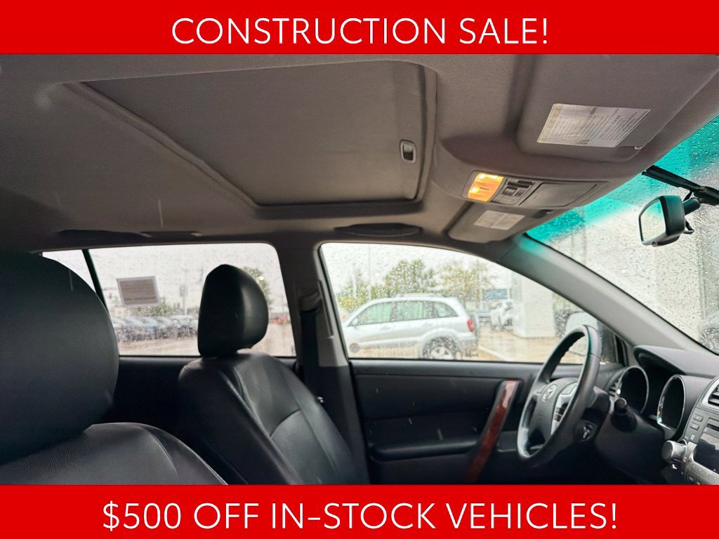 Used 2012 Toyota Highlander Limited w/ Tow Pkg AWD/4WD image 23