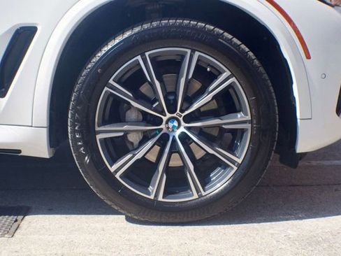 Used 2023 BMW X5 xDrive40i w/ Executive Package image 55