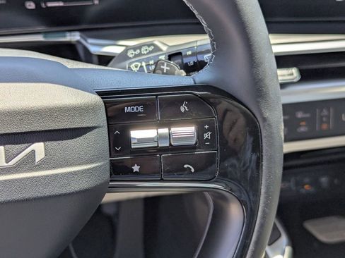 New 2026 Kia Sorento EX AWD/4WD image 32