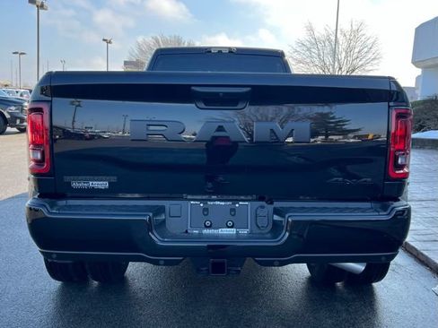 New 2026 RAM 3500 Big Horn AWD/4WD image 7