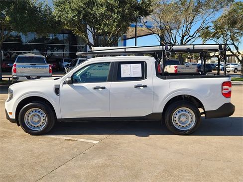 Used 2025 Ford Maverick XLT w/ Equipment Group 302A image 4