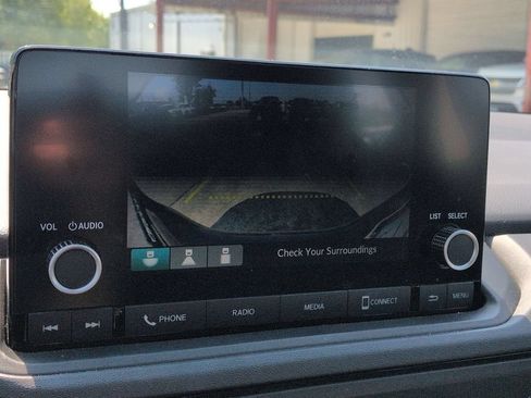 Used 2025 Honda Accord LX image 17