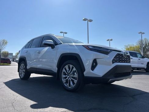 Used 2024 Toyota RAV4 Limited image 3