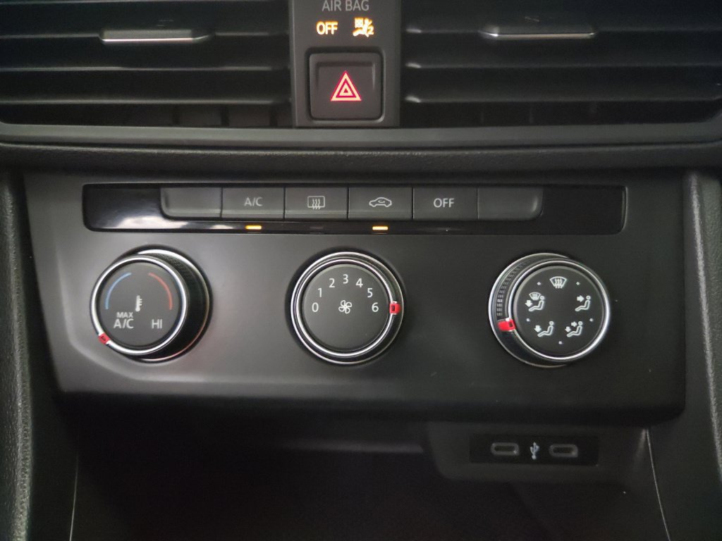 Used 2021 Volkswagen Jetta S w/ Driver Assistance Package FWD image 34