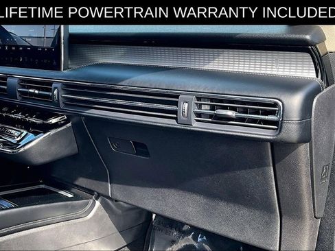 Used 2025 Lincoln Corsair Premiere w/ Equipment Group 101A image 21