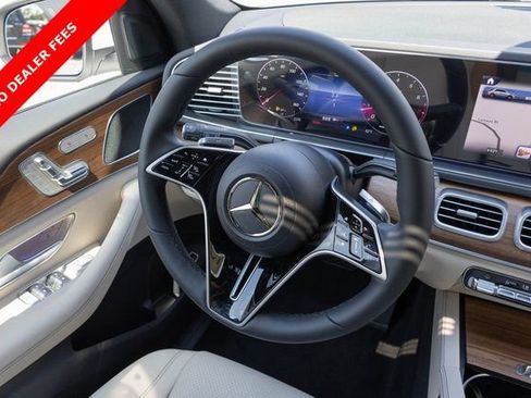 Certified 2025 Mercedes-Benz GLE 450 GLE 450 image 24