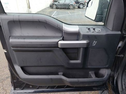 Used 2016 Ford F150 XLT w/ Equipment Group 302A Luxury AWD/4WD image 23