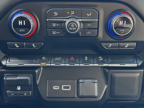 Certified 2021 Chevrolet Silverado 1500 RST w/ Z71 Off-Road Package image 13