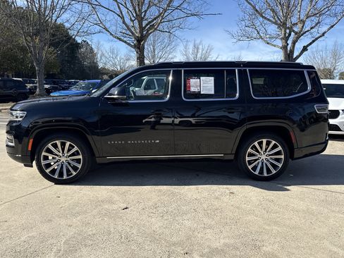 Used 2022 Jeep Grand Wagoneer Series I image 4