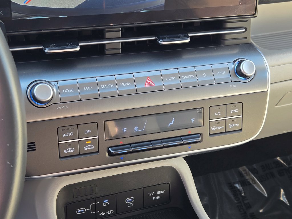 Used 2024 Hyundai Kona SEL FWD image 36