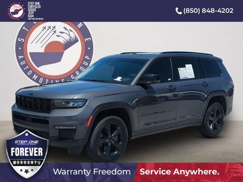 Used 2023 Jeep Grand Cherokee L Limited w/ Luxury Tech Group II RWD image 2