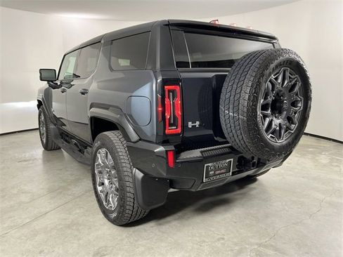 Used 2025 GMC Hummer EV 3X w/ LPO, Cargo Utility Package image 33