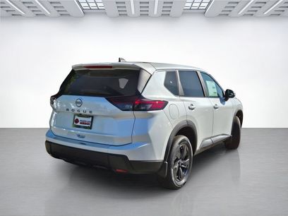 New 2026 Nissan Rogue SV w/ Cold Weather Package