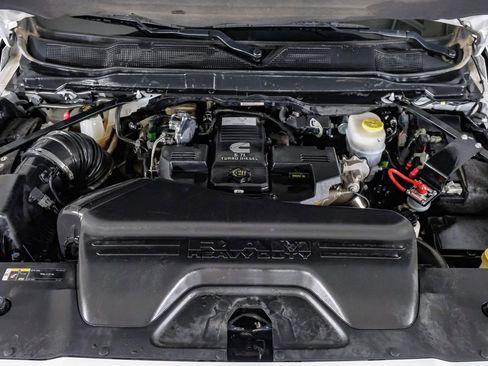 Used 2022 RAM 3500 Limited AWD/4WD image 53