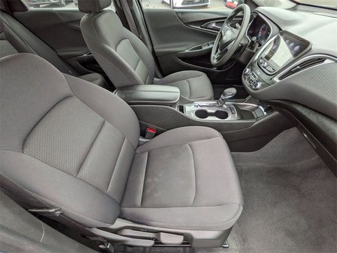 Used 2024 Chevrolet Malibu LT image 22