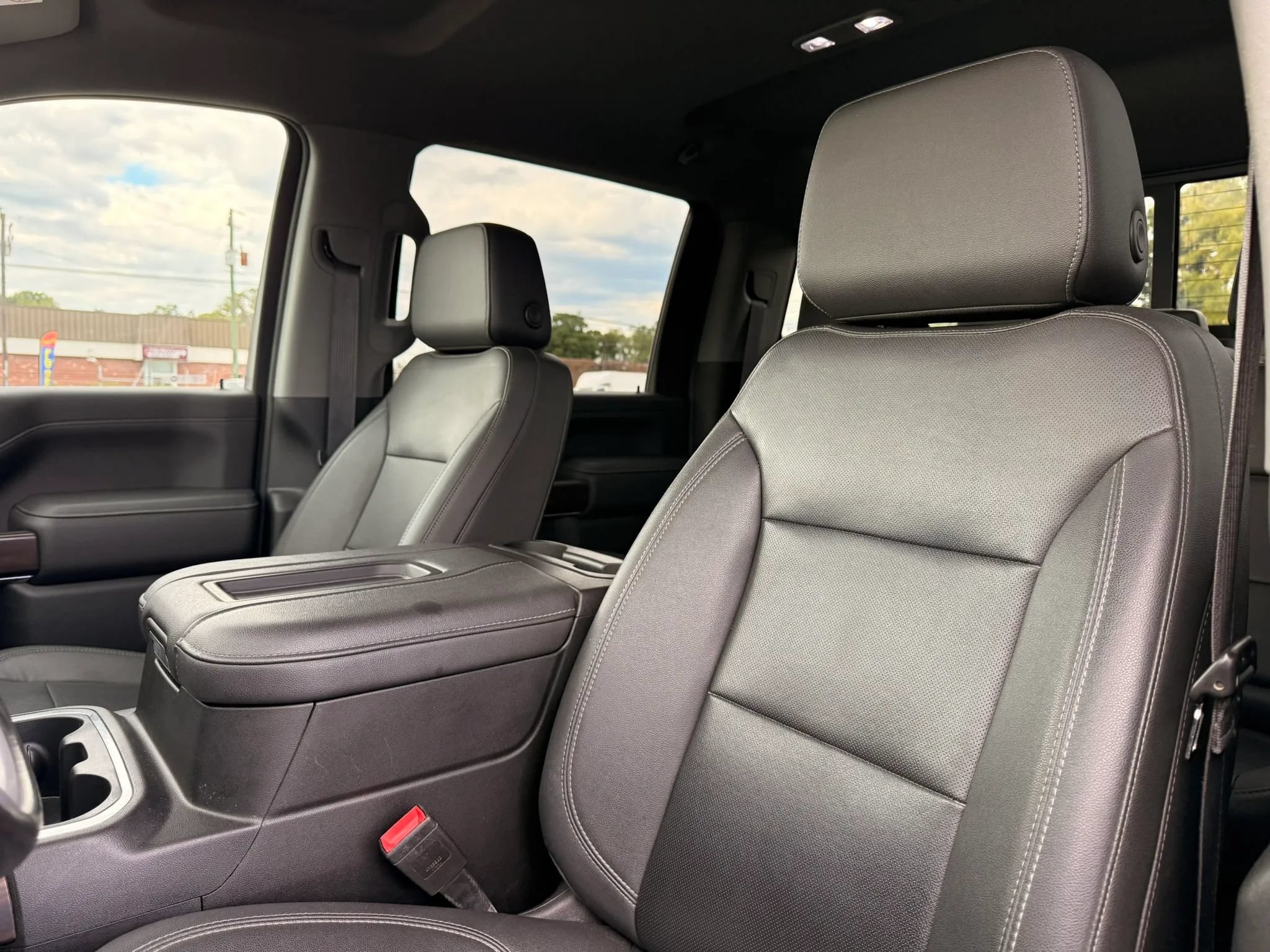 Used 2022 GMC Sierra 2500 SLT w/ SLT Convenience Package AWD/4WD image 19